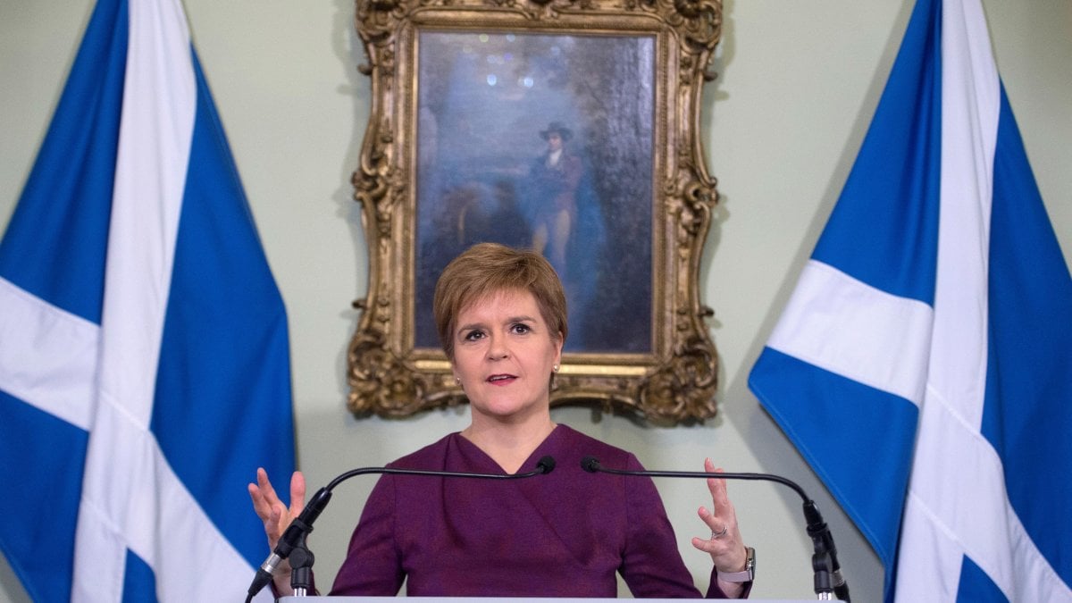 La Scozia va al voto: Sturgeon corre per l’indipendenza